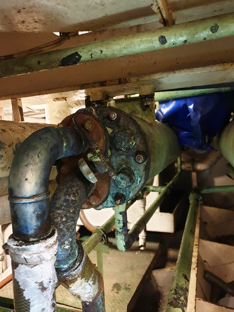 Έργο: Sea water condensers replacement